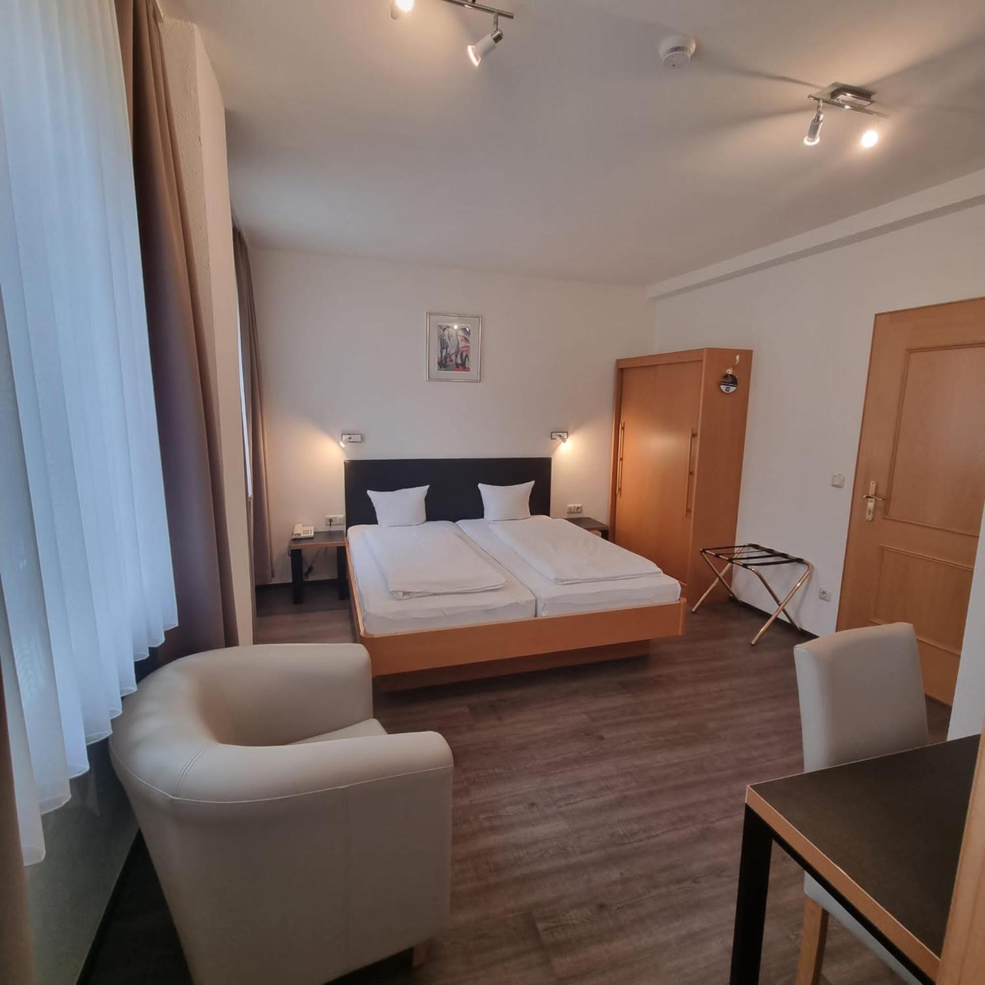 Hotel Central Брегенц Экстерьер фото