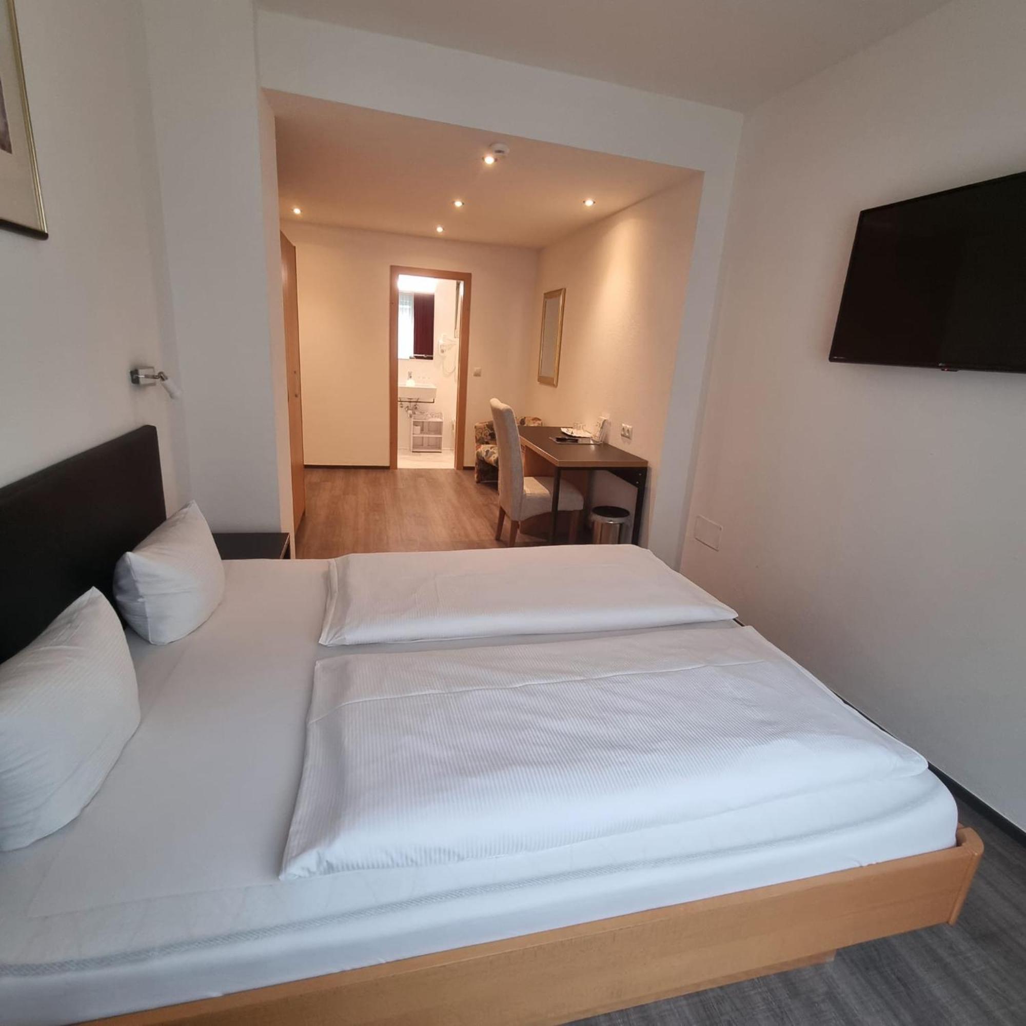 Hotel Central Брегенц Экстерьер фото