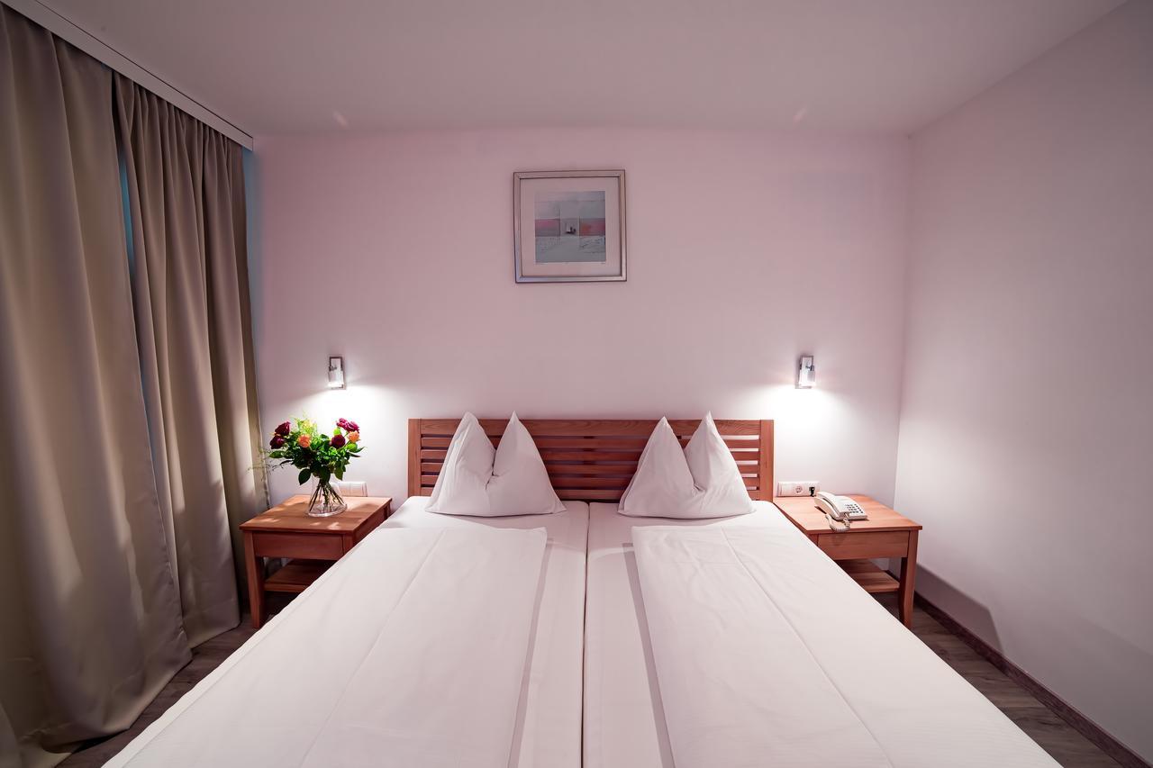 Hotel Central Брегенц Экстерьер фото